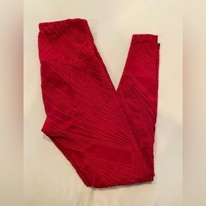 Onzie • selenite Red Leggings